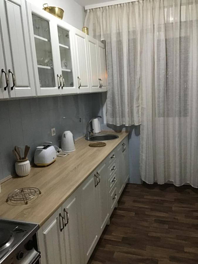 Bmb Apartments โกตอร์ ภายนอก รูปภาพ