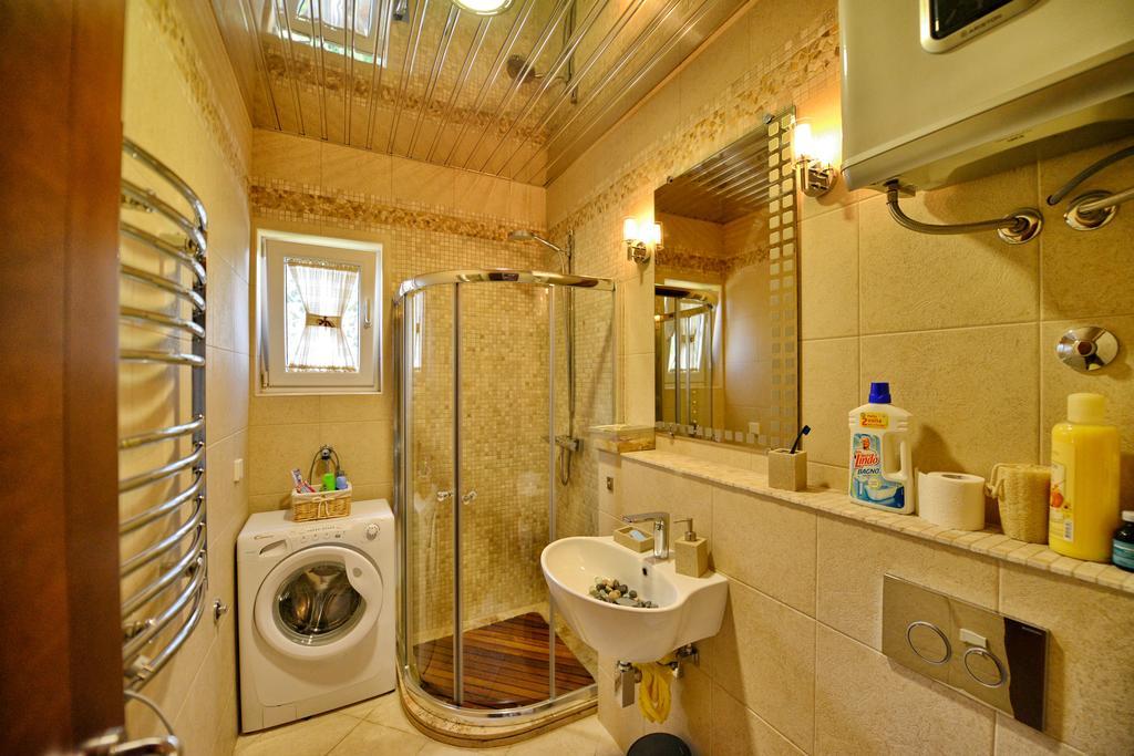 Bmb Apartments โกตอร์ ภายนอก รูปภาพ