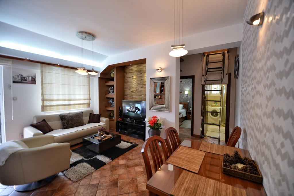 Bmb Apartments โกตอร์ ภายนอก รูปภาพ